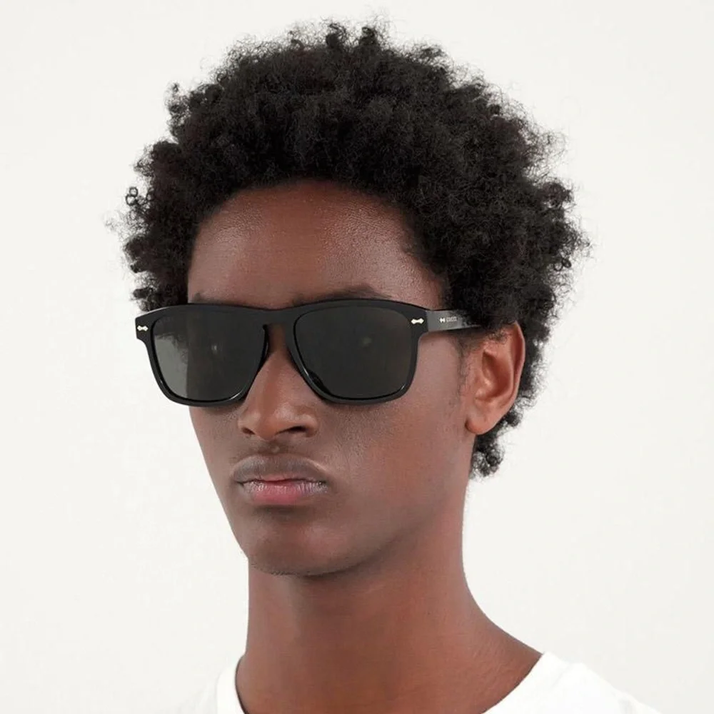 Gucci men sunglasses